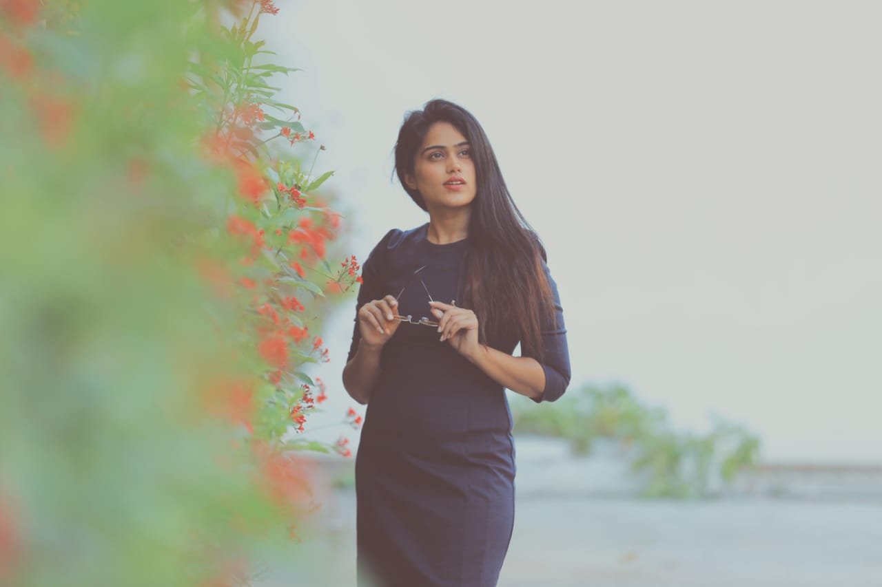 Meet Riya Hassani (theflavour.tummy) lifestyle blogger from Surat