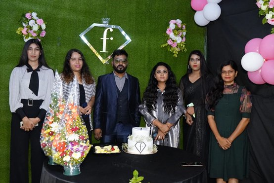 11th FTV Salon Academy opened to deliver best professional makeup courses in Nagpur